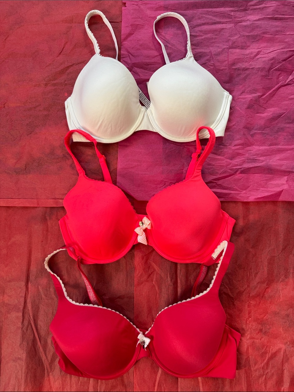 Victoria's Secret White and Bright red and bright coral 3 Bra Set